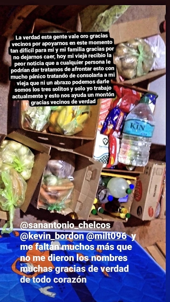 Un grupo de vecinos solidarios ayudo a una familia que esta aislada con coronavirus