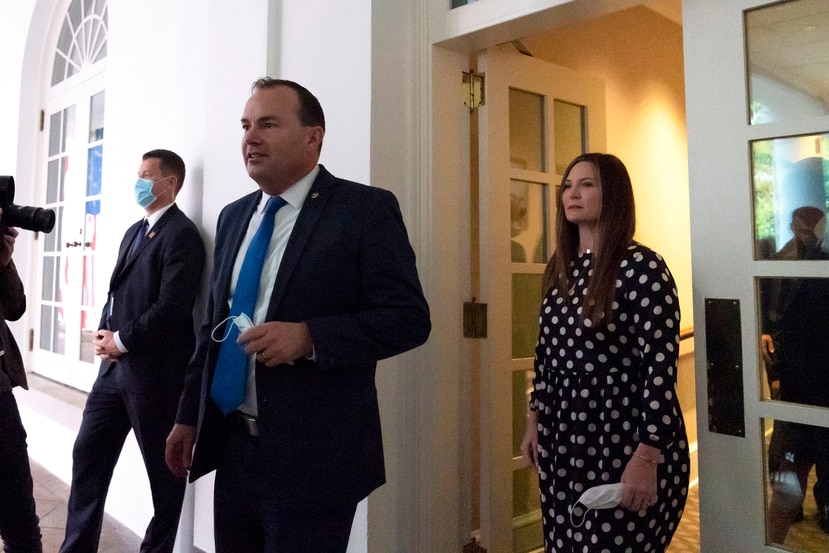Estas son las personas que arrojaron positivo a coronavirus tras compartir con Trump y visitar la Casa Blanca