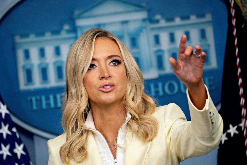 La secretaria de Prensa de la Casa Blanca, Kayleigh McEnany, indico que la medida del domingo es “otra accion decisiva para proteger a nuestro pais”. (EFE)