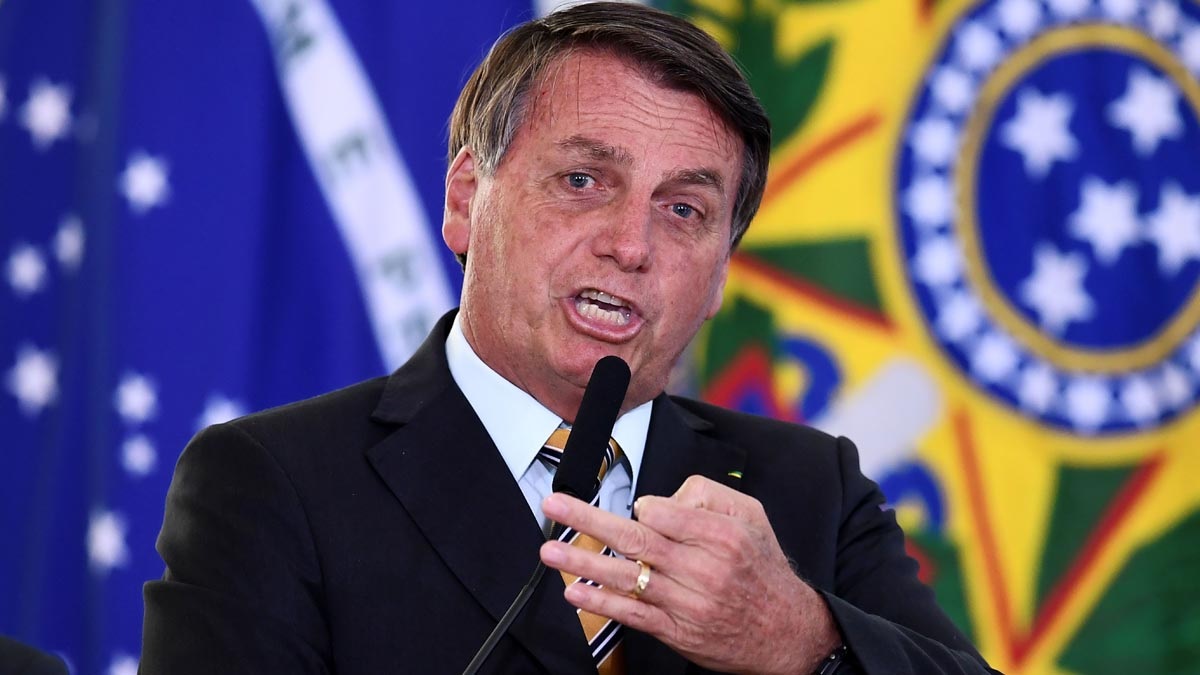 Jair Bolsonaro, sobre la lucha contra el coronavirus: “Tenemos que dejar de ser un pais de maricas”