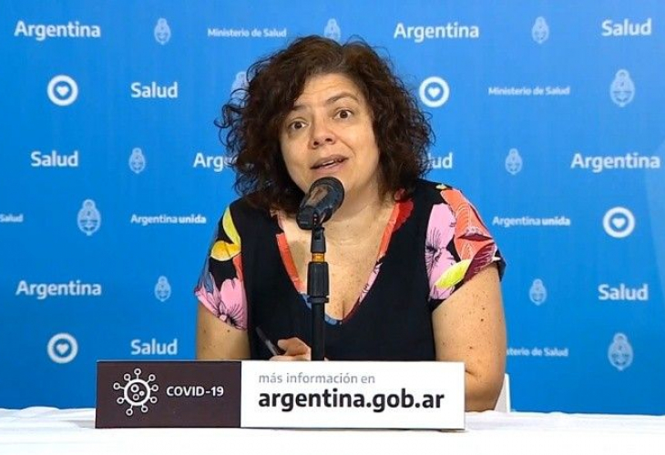 Carla Vizzotti viajo a Rusia para