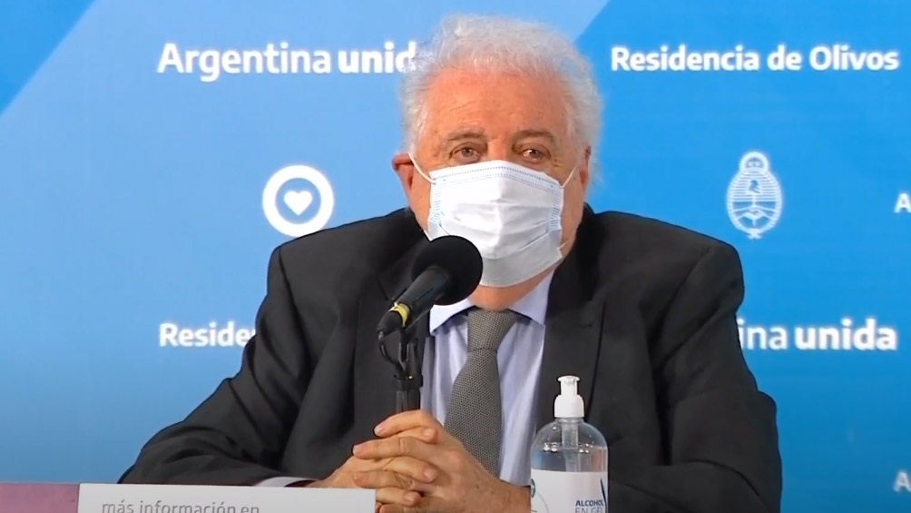Gines Gonzalez Garcia: “Queremos que la vacuna sea masiva para detener la expansion del virus”