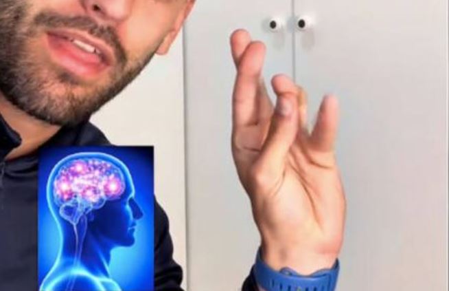 Si no puedes hacer este gesto, tu cerebro podría estar envejeciendo más rápido de lo normal, según un fisioterapeuta.