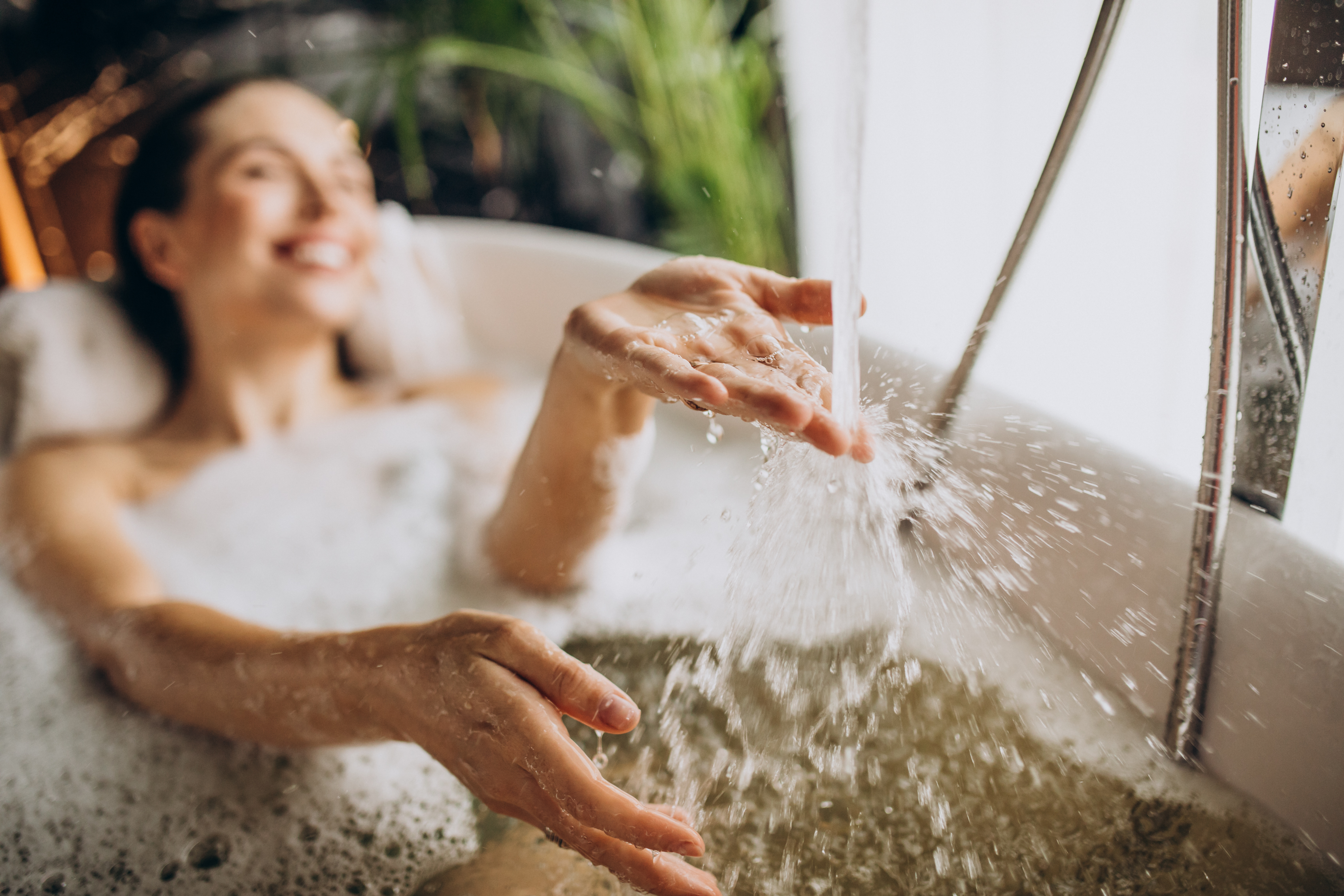 Si se usan esponjas en el baño, hay que dejarlas secar perfectamente y tirarlas cada dos semanas.